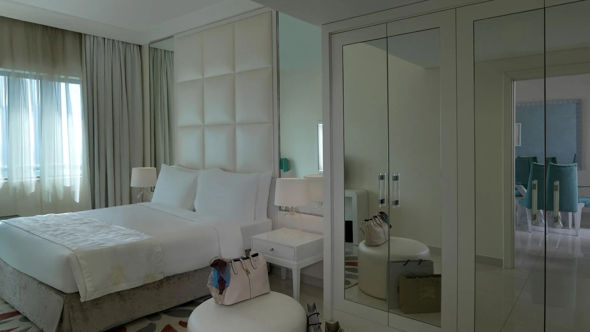 Damac Maison Mall Street Dubai 5*,