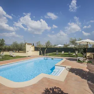 https://maine-case-vacanza.it-tuscanyhotel.com