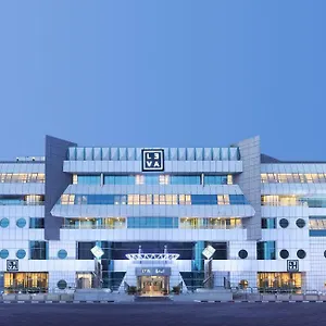 Apart-hotel Leva And Suites, Opposite Downtown