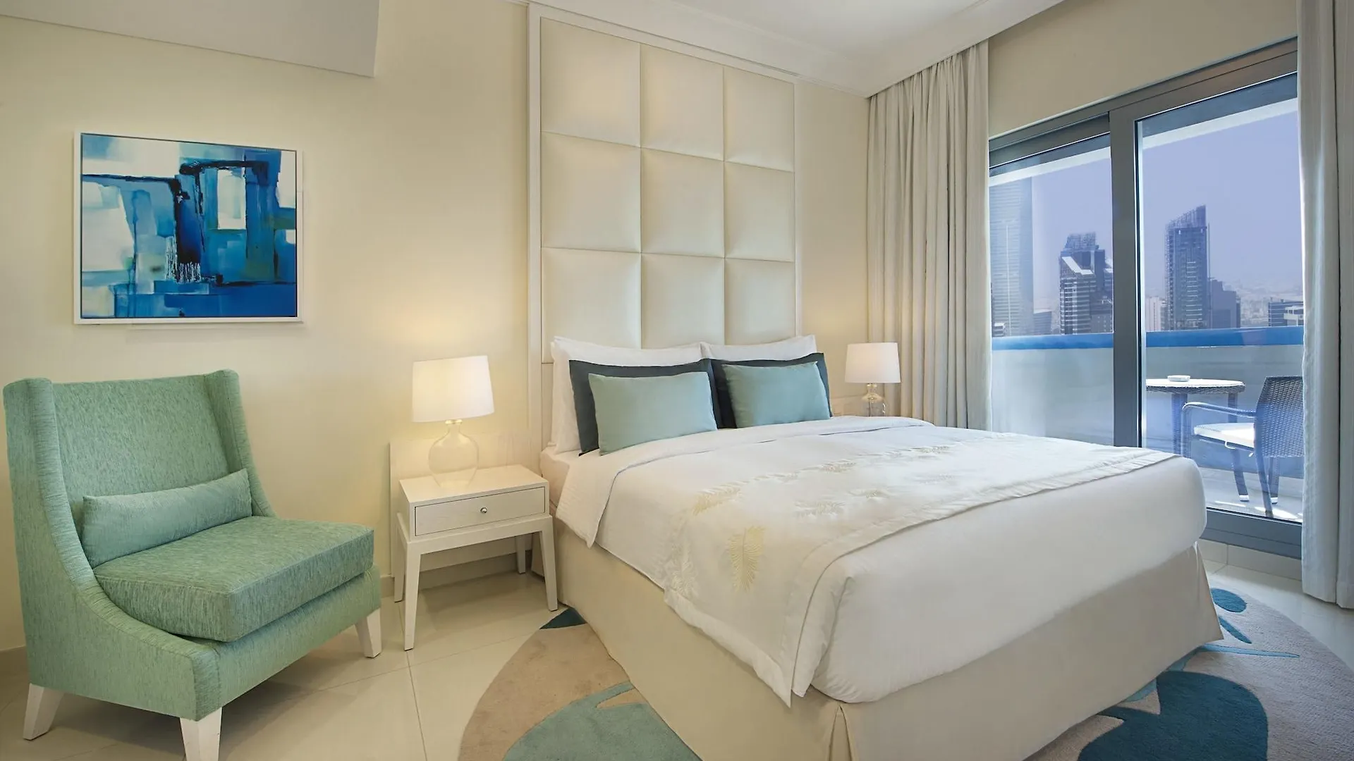 ***** Aparthotel Damac Maison Mall Street Dubai United Arab Emirates