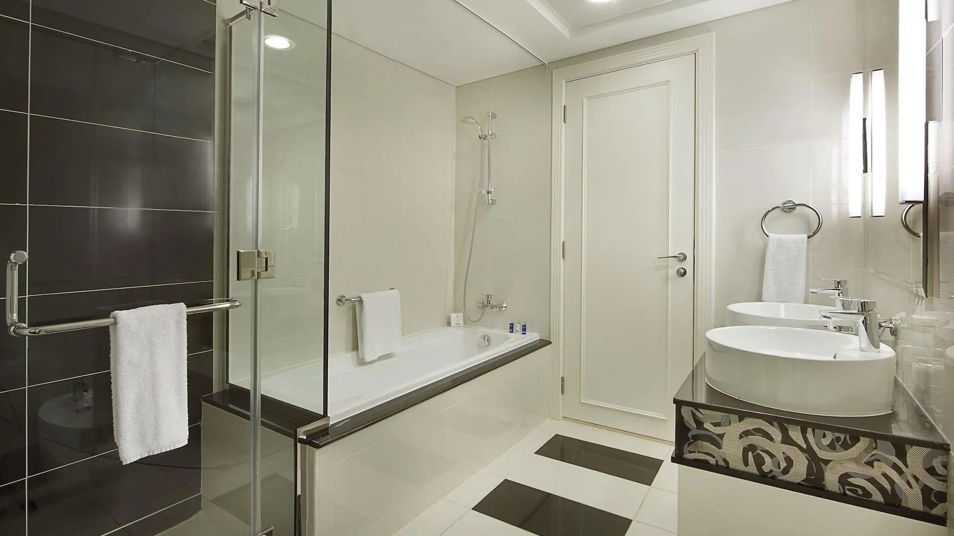 Damac Maison Mall Street Dubai