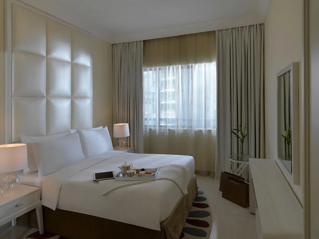 ***** Aparthotel Damac Maison Mall Street Dubai United Arab Emirates
